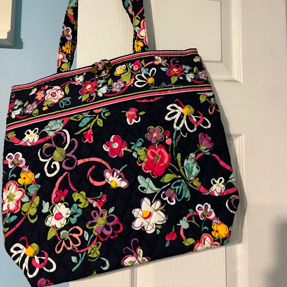 Vera Bradley tote bag